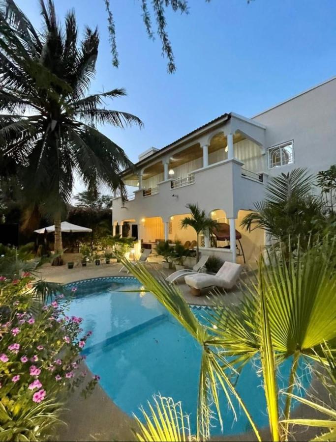Villa Ngore Saly Exteriör bild