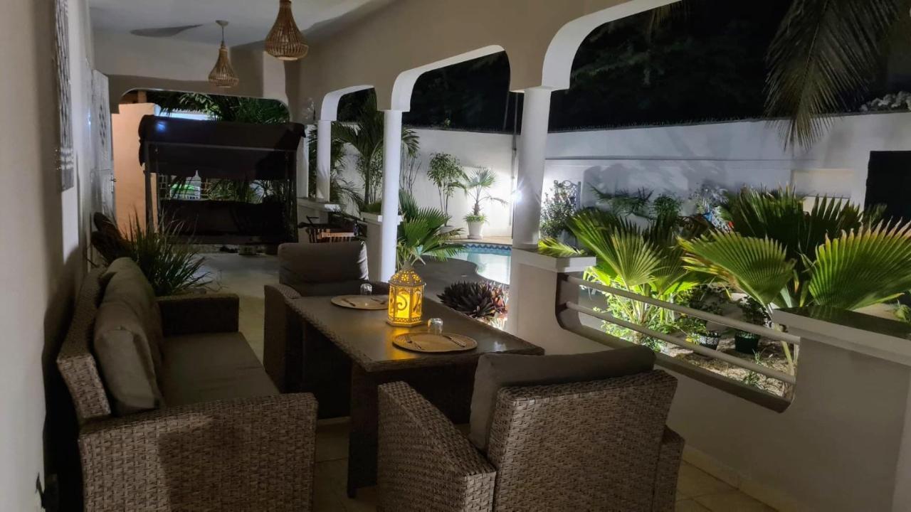 Villa Ngore Saly Exteriör bild