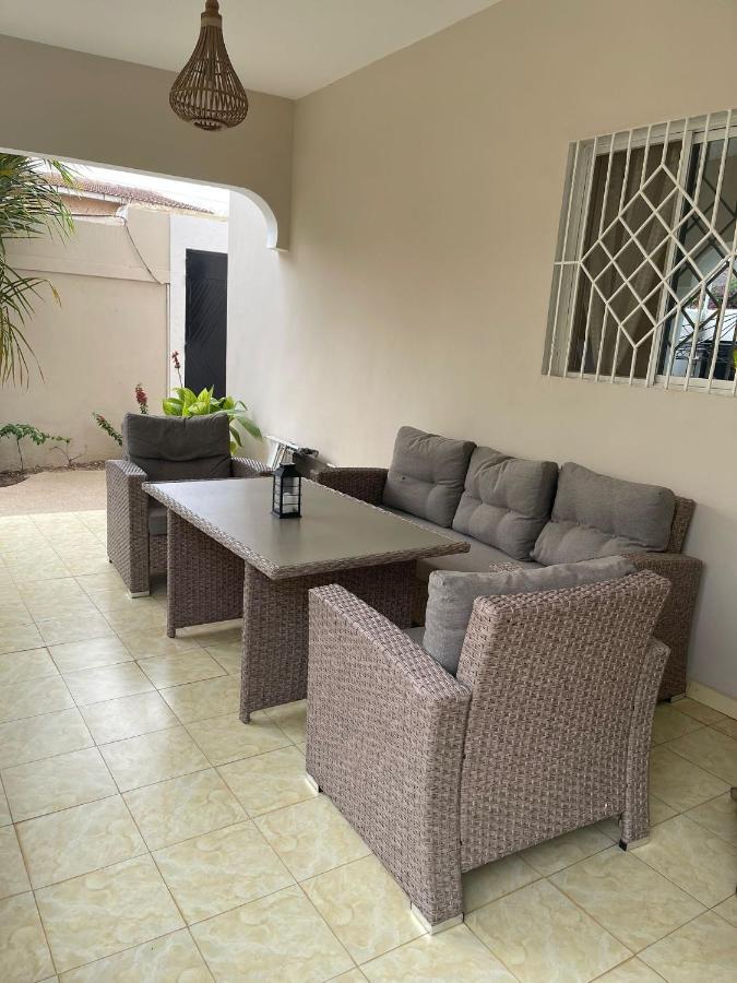 Villa Ngore Saly Exteriör bild