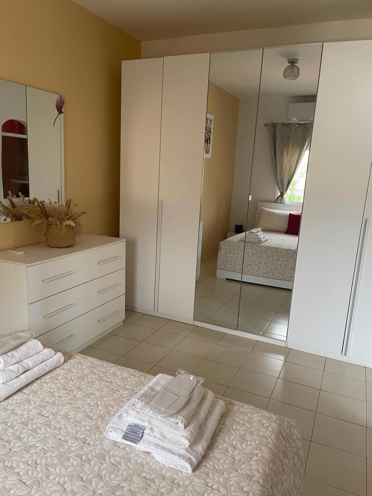 Villa Ngore Saly Exteriör bild